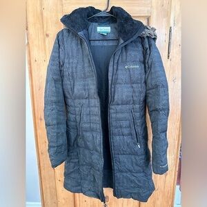 Columbia Down/Feather Filled Women’s Winter Mid Length Jacket w/Hood Size Small